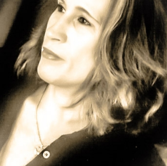 Meet your Posher, Sue - Picture 15 of 16